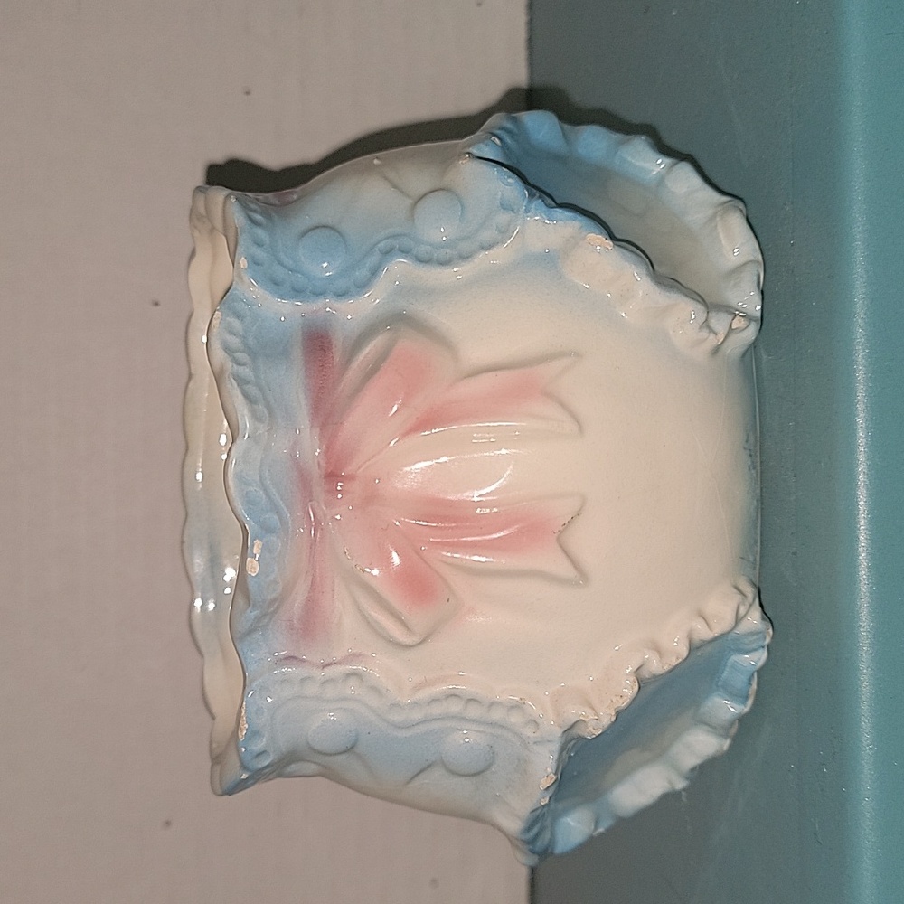 VINTAGE PLANTER